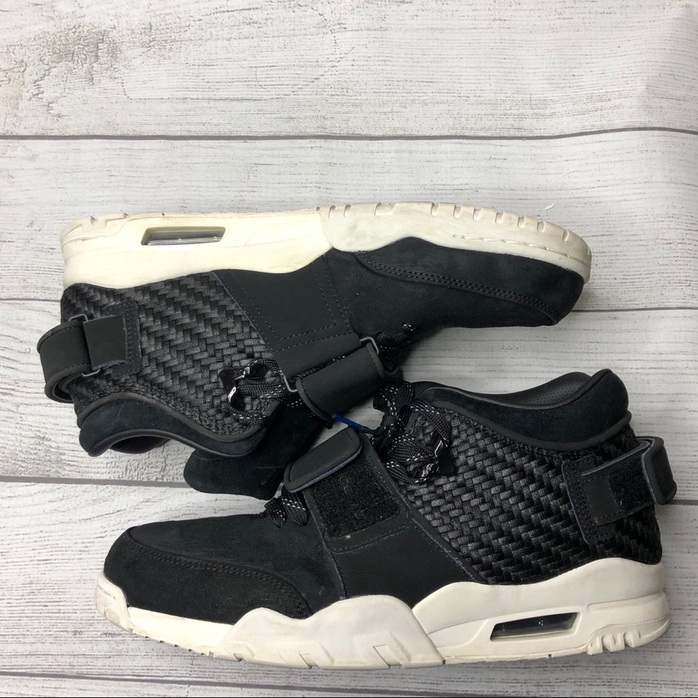 Nike victor cruz sneakers